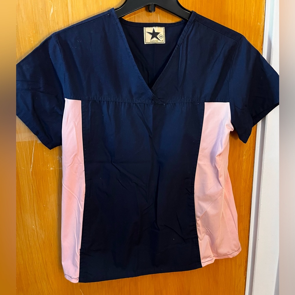 BLACKSTAR Ladies Vintage 2010 Scrubs Top Navy/Pink Short Sleeve MEDIUM EUC
